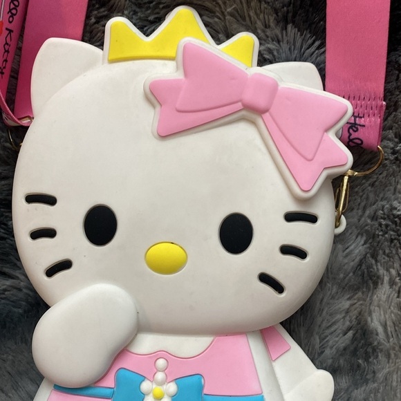 Hello Kitty Pink Crossbody Bag for Kids - Picture 13 of 16